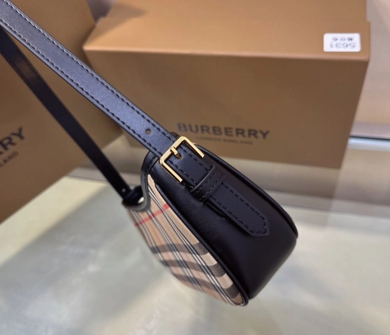 Soft Bxrbxrry Top Handle Bags 74589