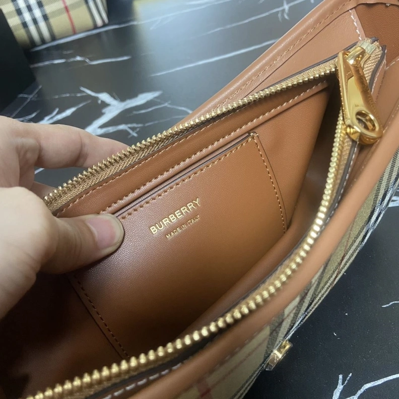 Popular Bxrbxrry Top Handle Bags 74613