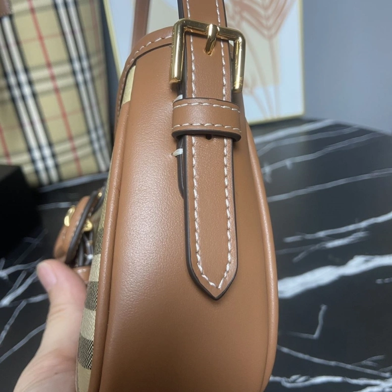 Popular Bxrbxrry Top Handle Bags 74613