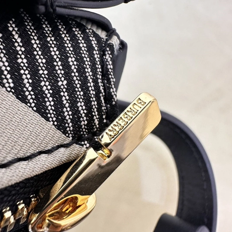 Elegant Bxrbxrry Satchel Bags 74848
