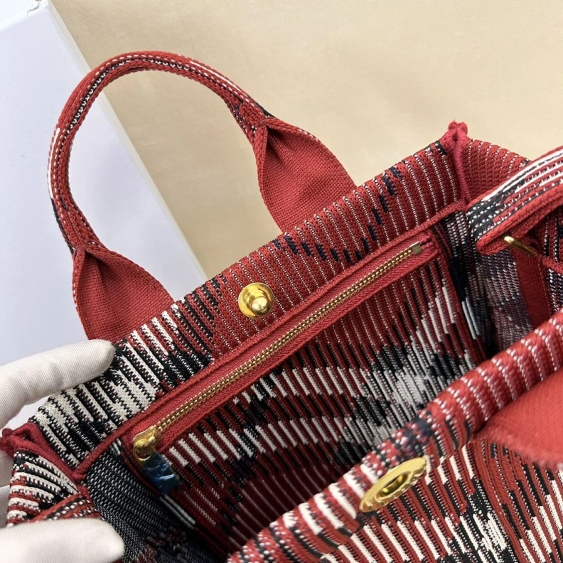 Cozy Bxrbxrry Shopping Bags 74746