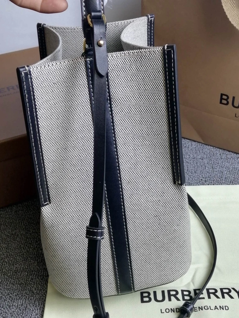 SportInspired Bxrbxrry Bucket Bags 75013