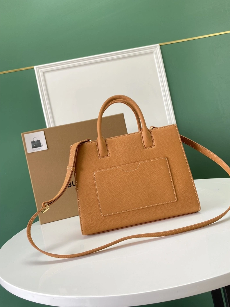 Resilient Bxrbxrry Shopping Bags 74673
