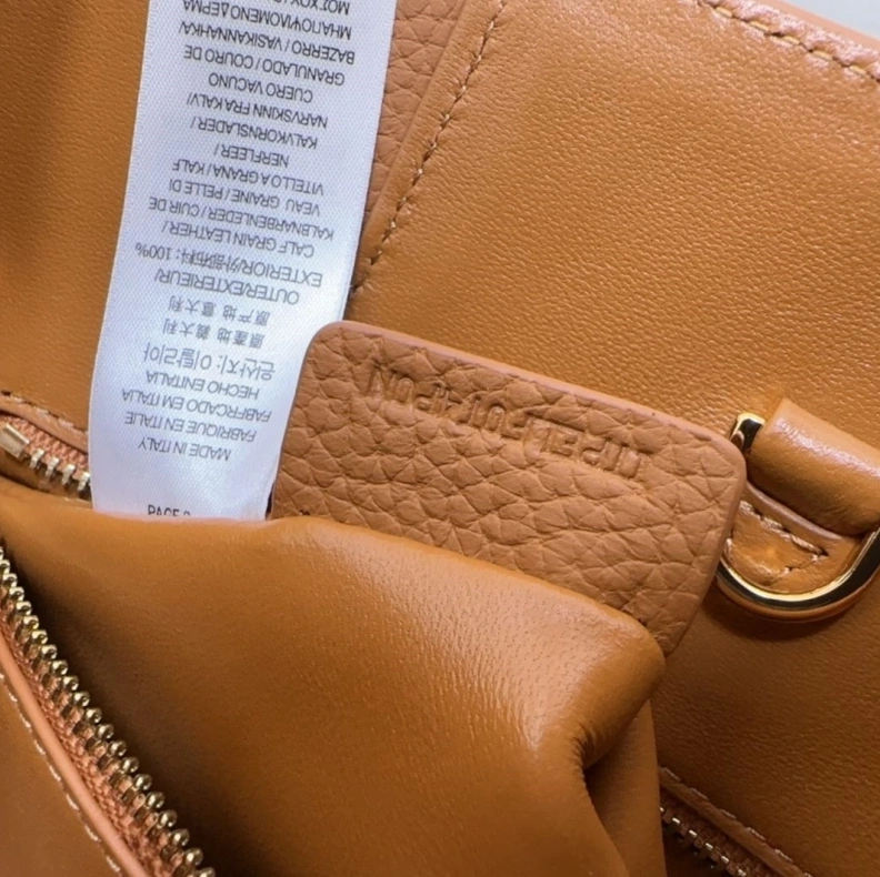 Flexible Bxrbxrry Shopping Bags 74690