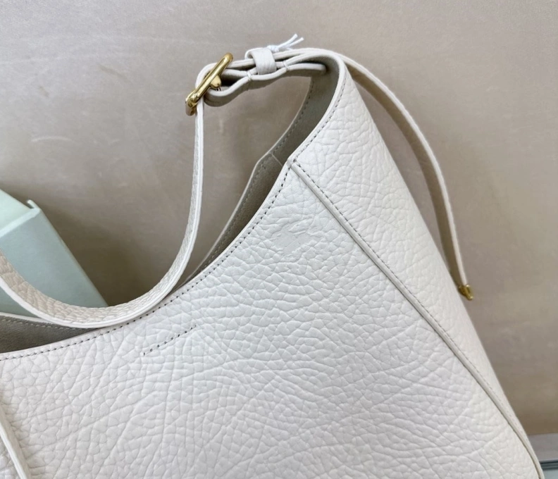 Timeless Bxrbxrry Top Handle Bags 74606