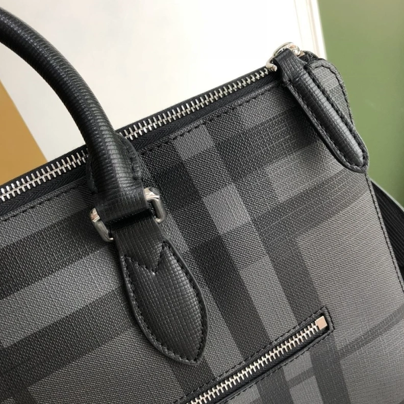 GoAnywhere Mens Bxrbxrry Briefcases 74539