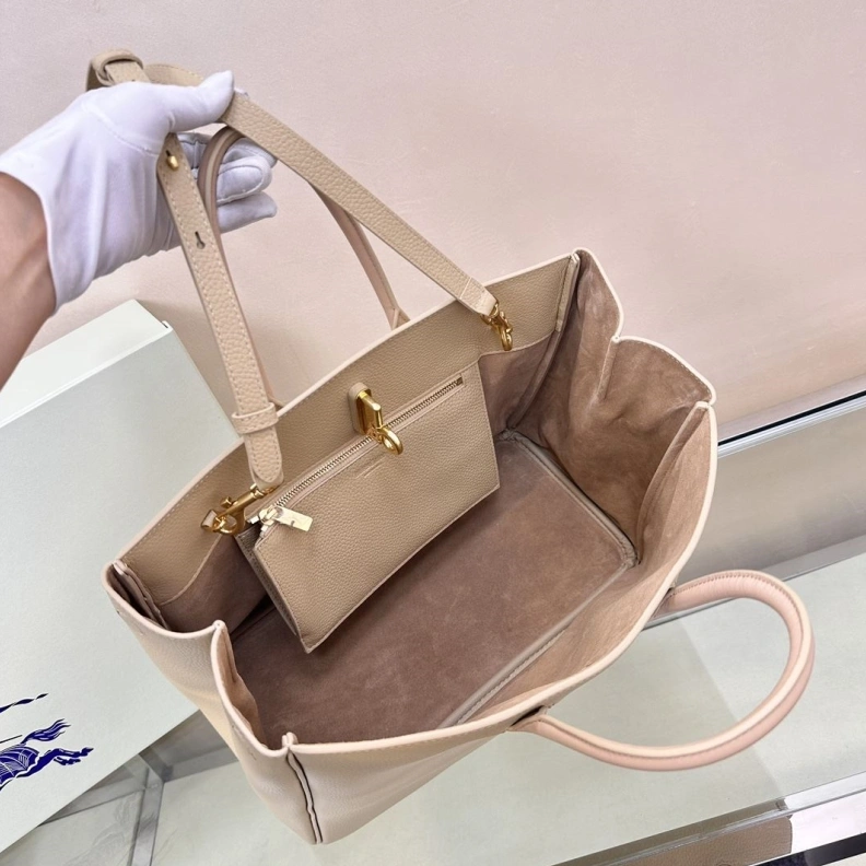 Practical Bxrbxrry Shopping Bags 74188