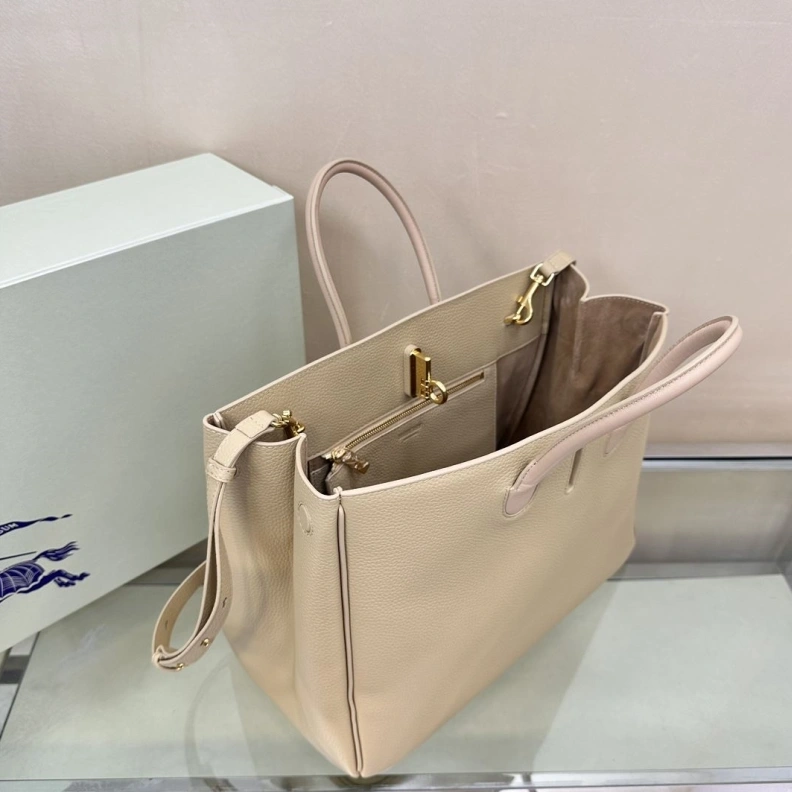 Practical Bxrbxrry Shopping Bags 74188