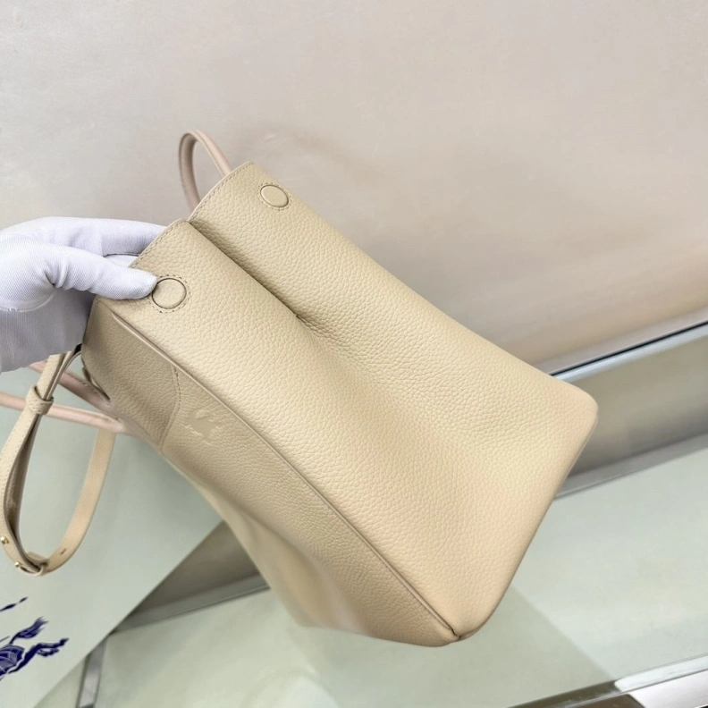 Practical Bxrbxrry Shopping Bags 74188