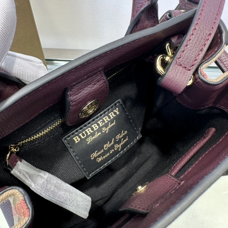 Reliable Bxrbxrry Top Handle Bags 74100