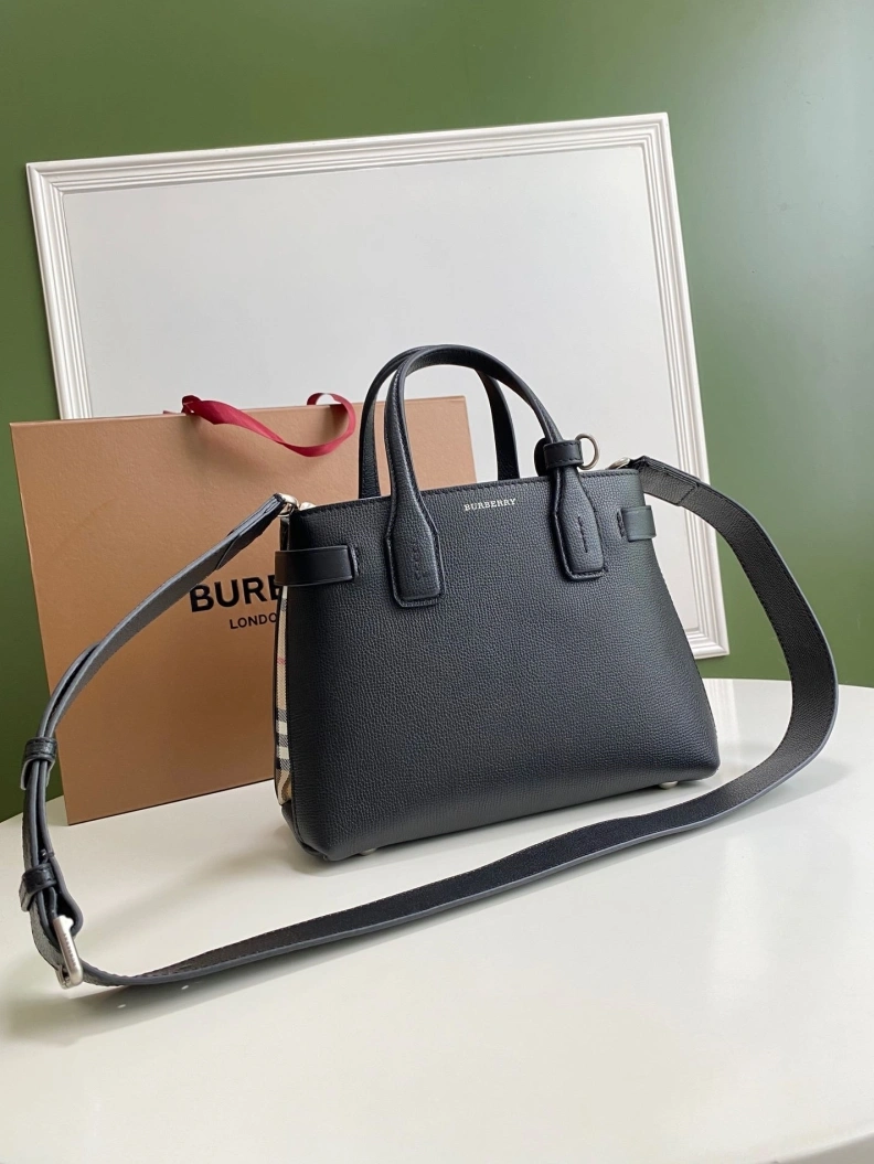 NewStyle Bxrbxrry Top Handle Bags 74113
