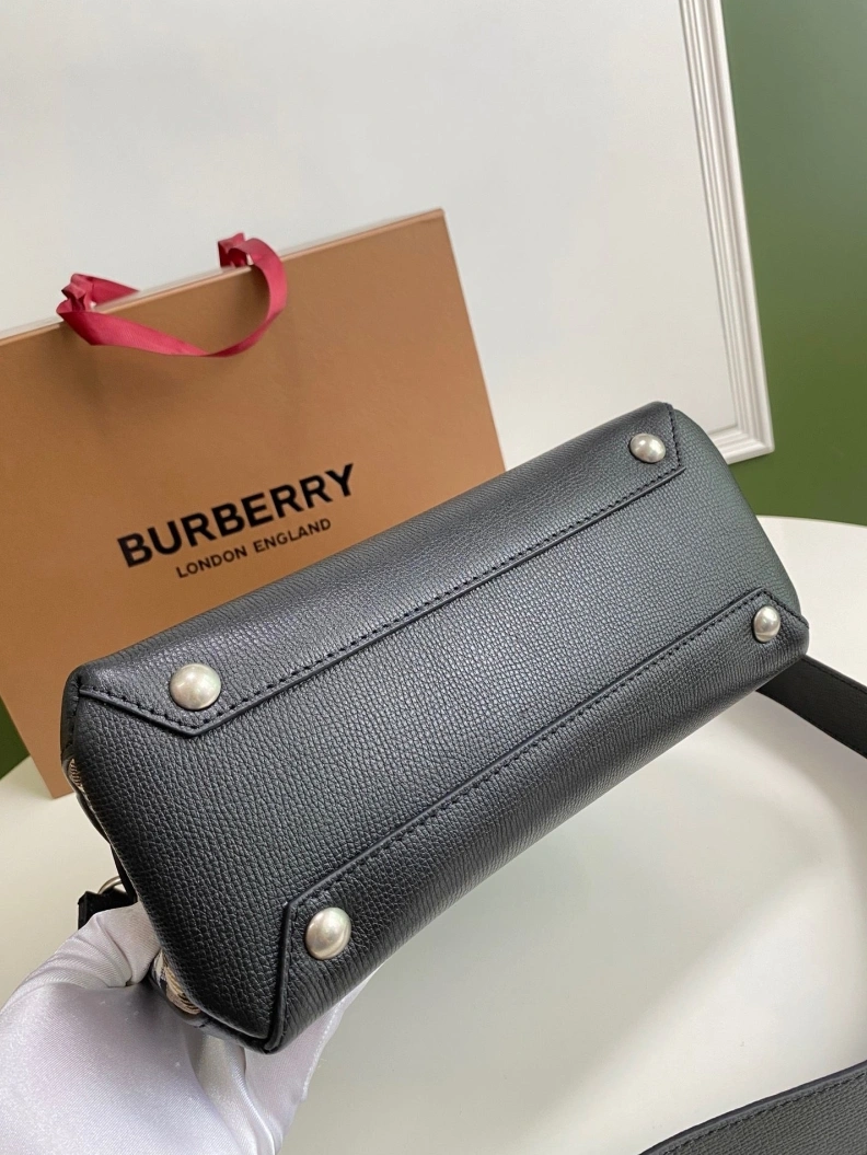 NewStyle Bxrbxrry Top Handle Bags 74113