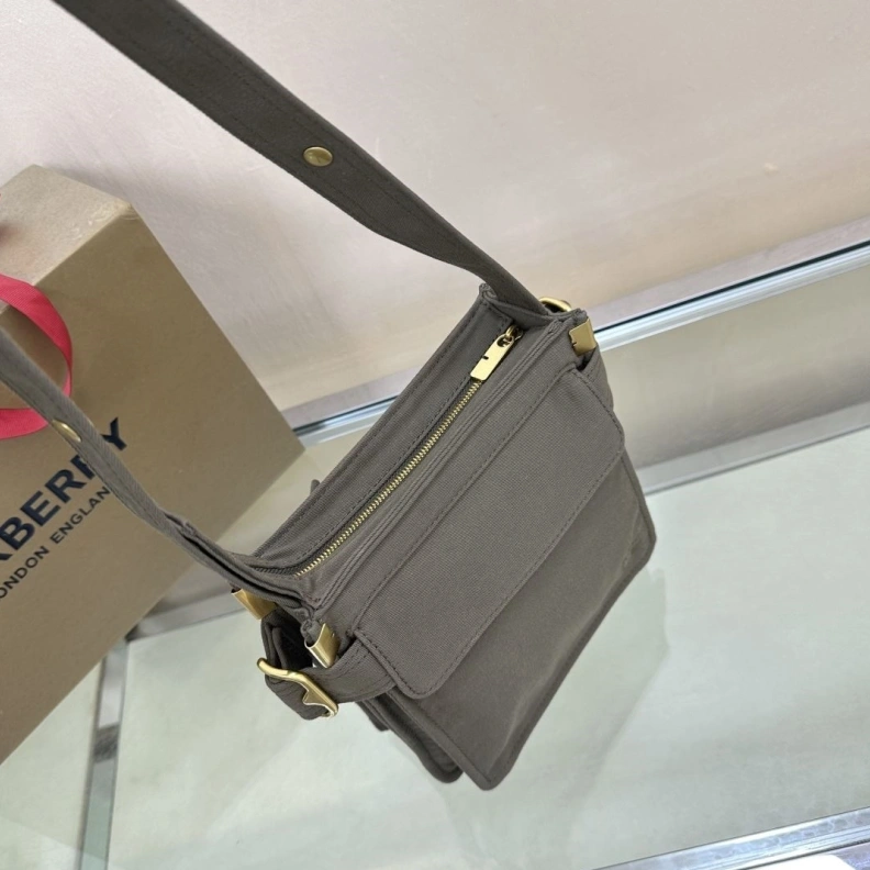 Elegant Bxrbxrry Satchel Bags 74320