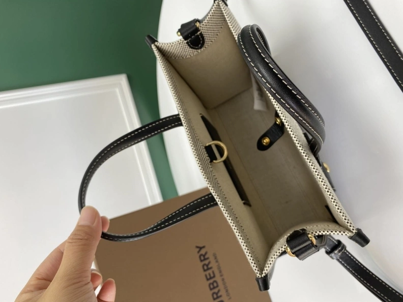 Soft Bxrbxrry Shopping Bags 74151
