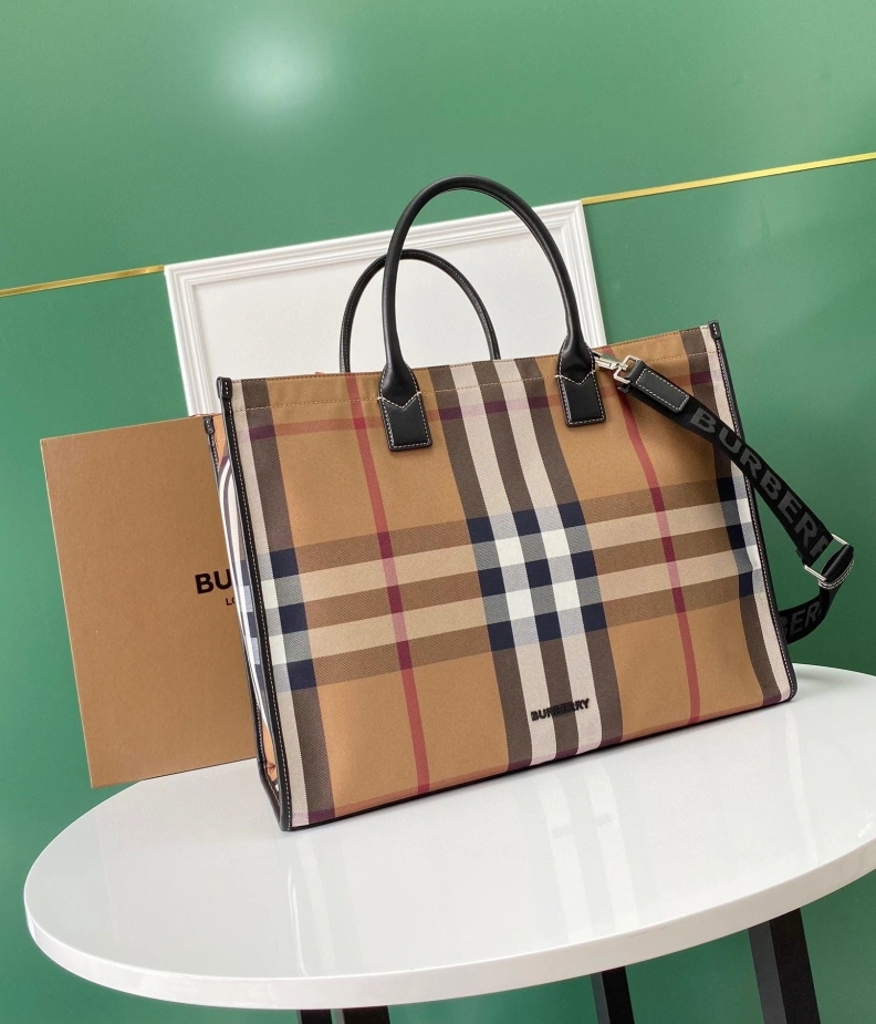 StreetReady Bxrbxrry Shopping Bags 74169