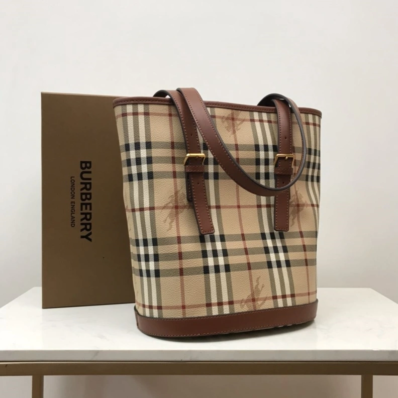 Resilient Bxrbxrry Shopping Bags 74138