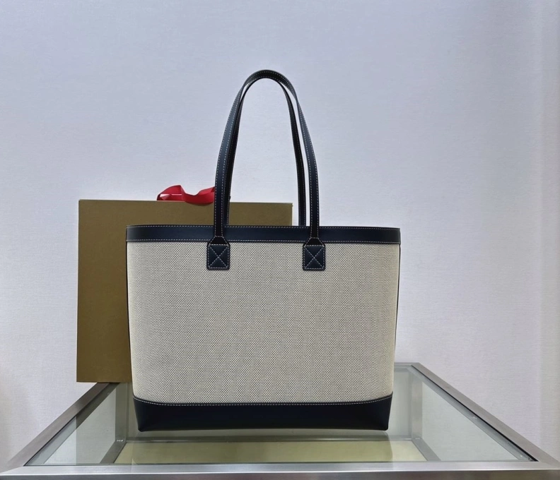 Practical Bxrbxrry Shopping Bags 74165