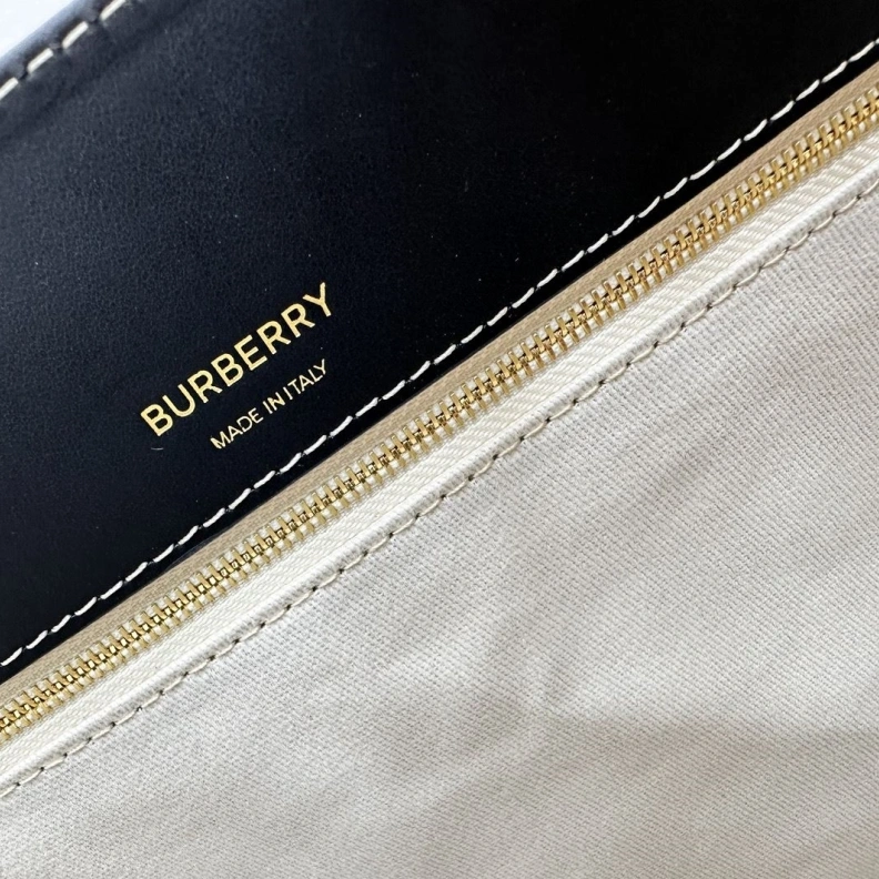 Practical Bxrbxrry Shopping Bags 74165
