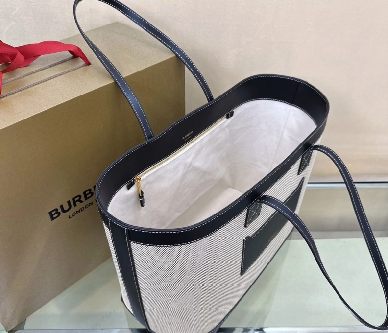 Practical Bxrbxrry Shopping Bags 74165