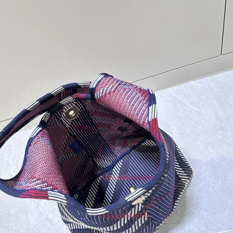 Flexible Bxrbxrry Top Handle Bags 74042