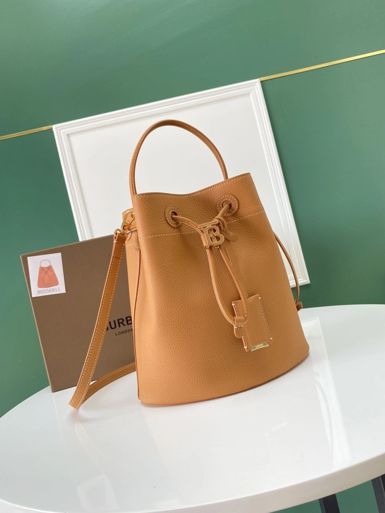 Cozy Bxrbxrry Bucket Bags 74424