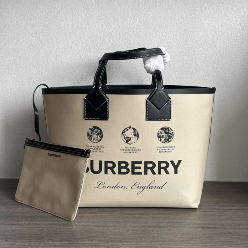 Soft Bxrbxrry Shopping Bags 74167