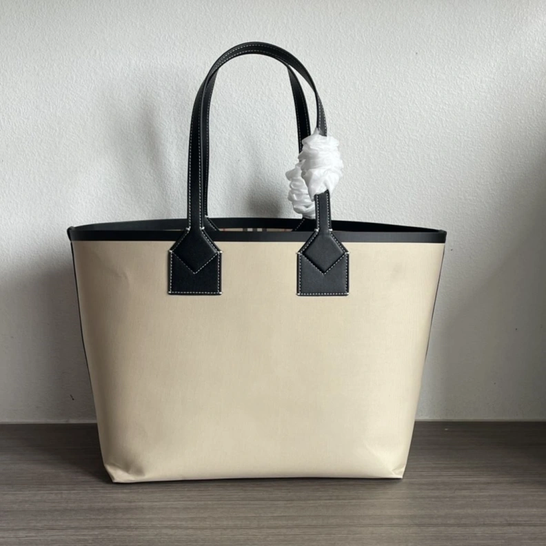 Soft Bxrbxrry Shopping Bags 74167