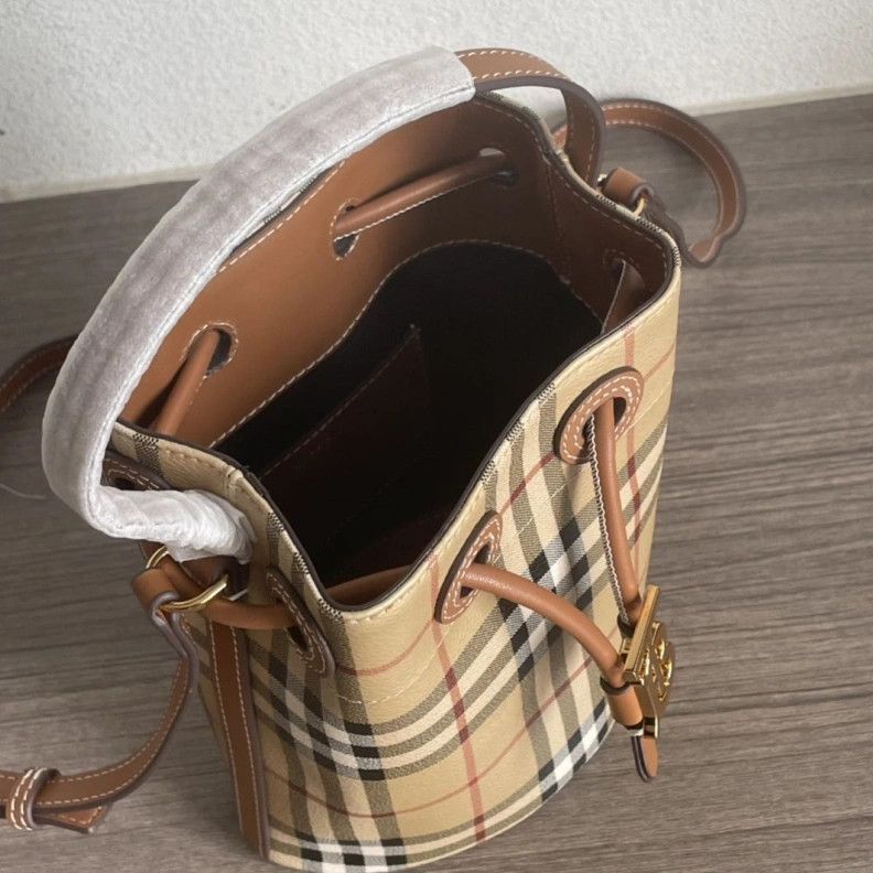 Affordable Bxrbxrry Bucket Bags 74412