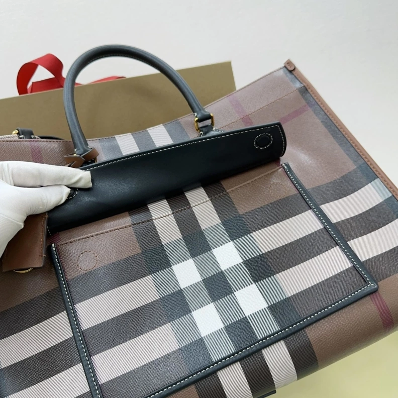 NewStyle Bxrbxrry Shopping Bags 74153