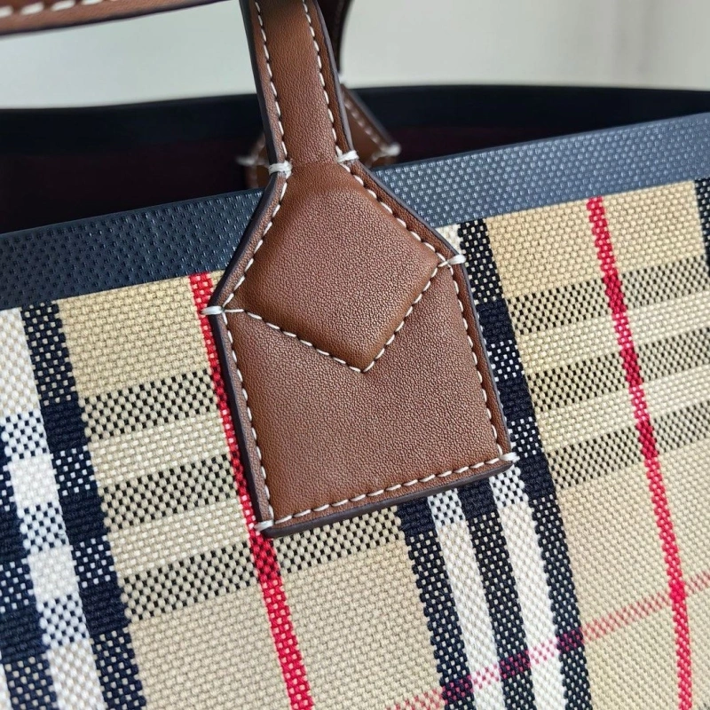 Versatile Bxrbxrry Shopping Bags 75997