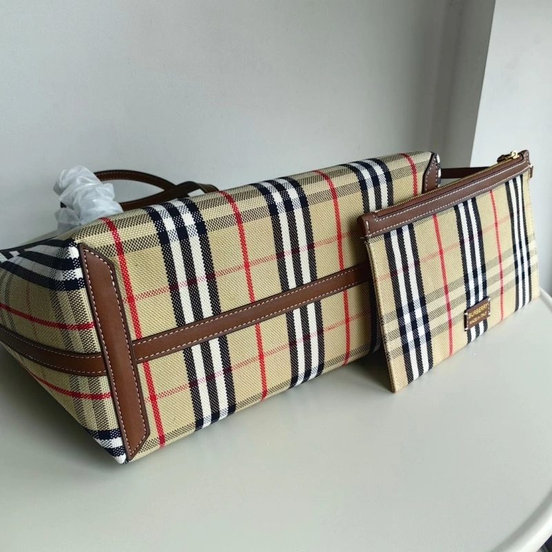 Versatile Bxrbxrry Shopping Bags 75997
