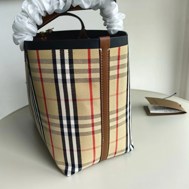 Versatile Bxrbxrry Shopping Bags 75997