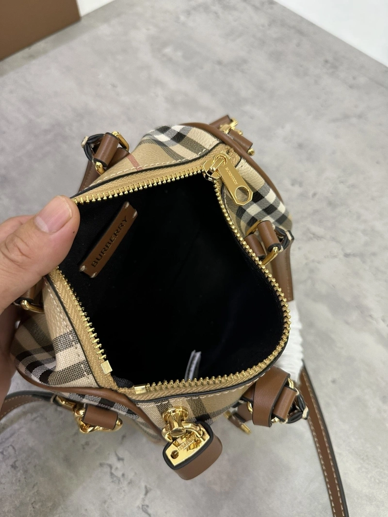 Resilient Bxrbxrry Speedy Bags 75942