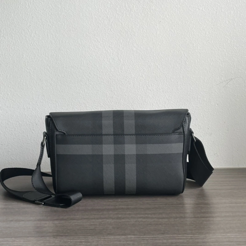 Fashionable Bxrbxrry Waist & Chest Packs 75850