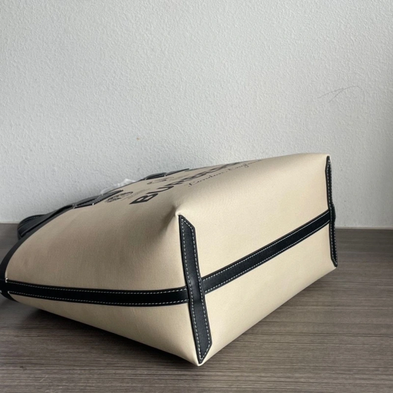 DailyWear Bxrbxrry Shopping Bags 75999