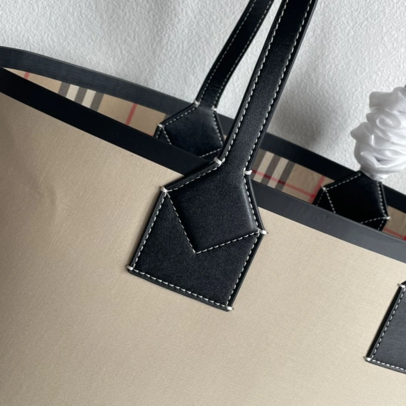 DailyWear Bxrbxrry Shopping Bags 75999