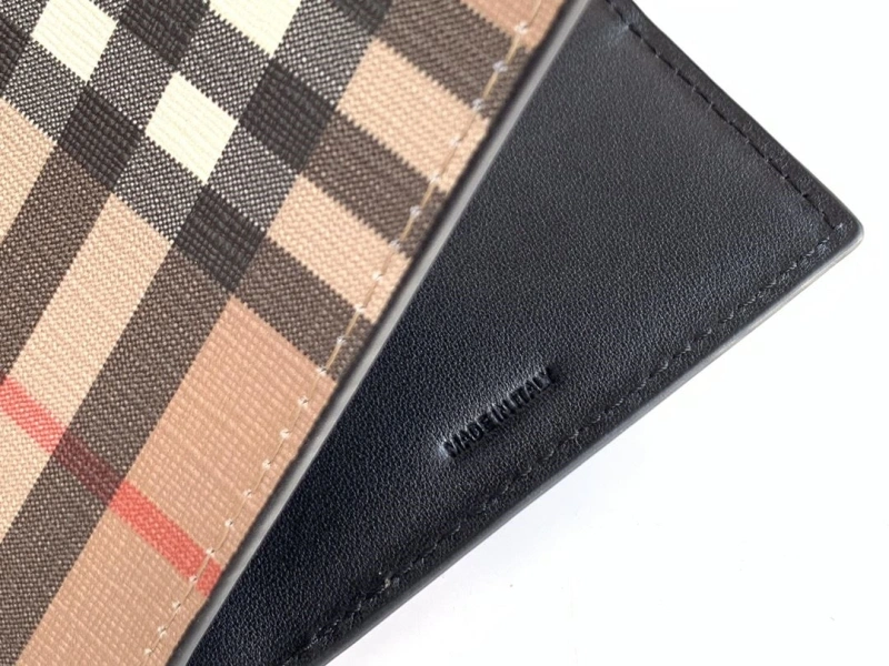 Durable Bxrbxrry Wallets 75712
