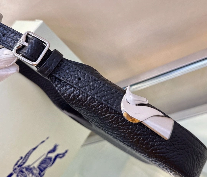 Timeless Bxrbxrry Top Handle Bags 75894