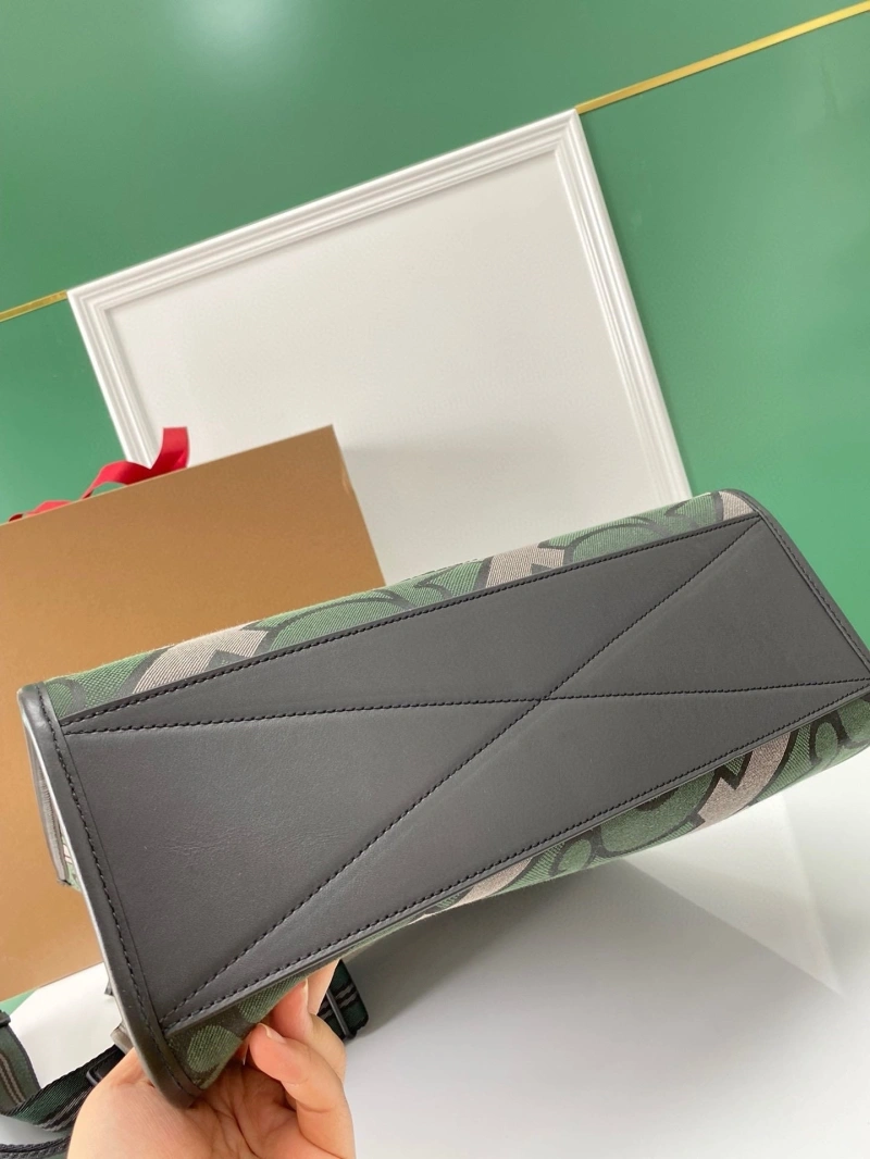 Trendy Bxrbxrry Shopping Bags 76003