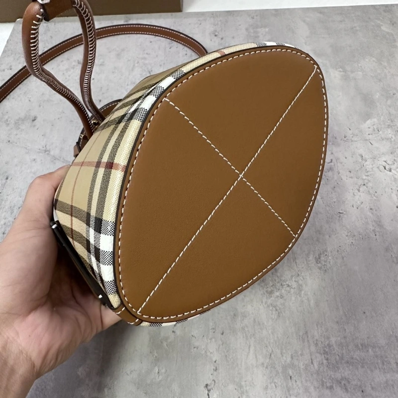 Trendy Bxrbxrry Bucket Bags 76009