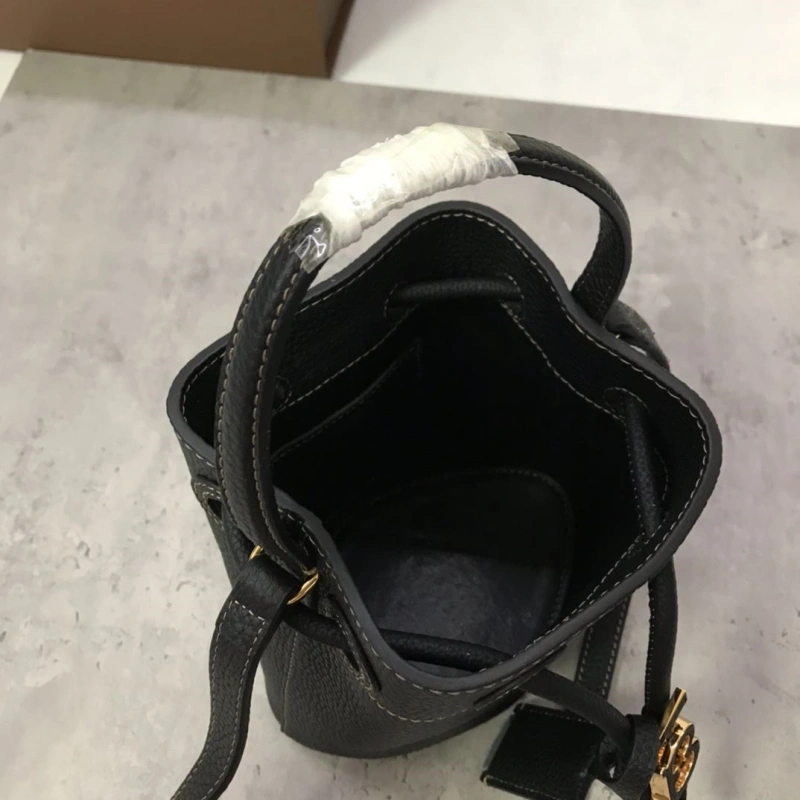 Bxrbxrry Bucket Bags Elegant 76026