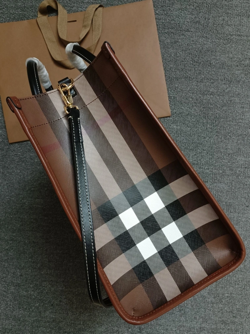 HighQuality Bxrbxrry Shopping Bags 75980
