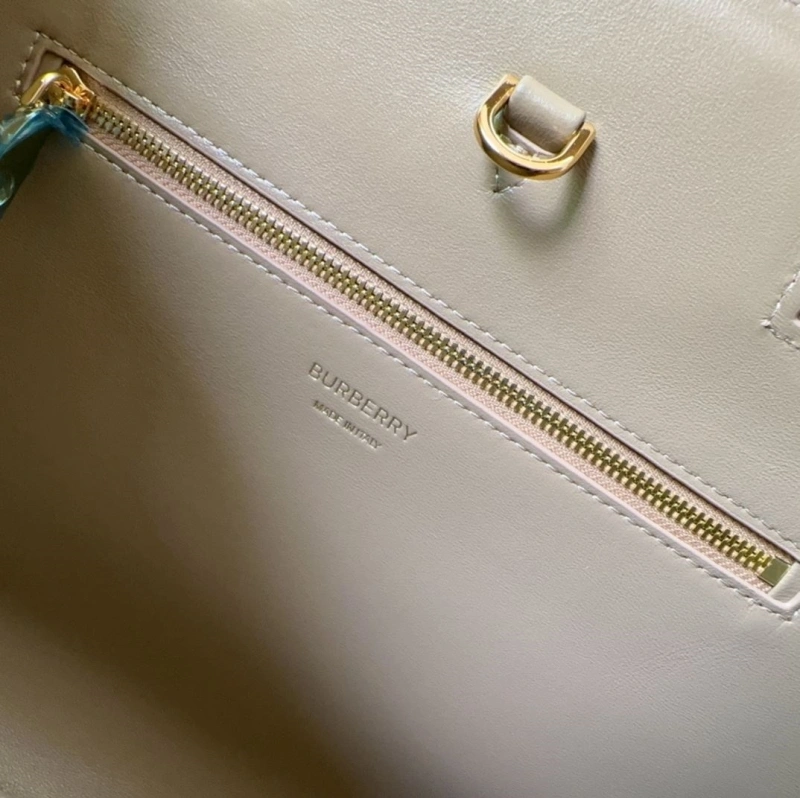 ModernLook Bxrbxrry Top Handle Bags 75877