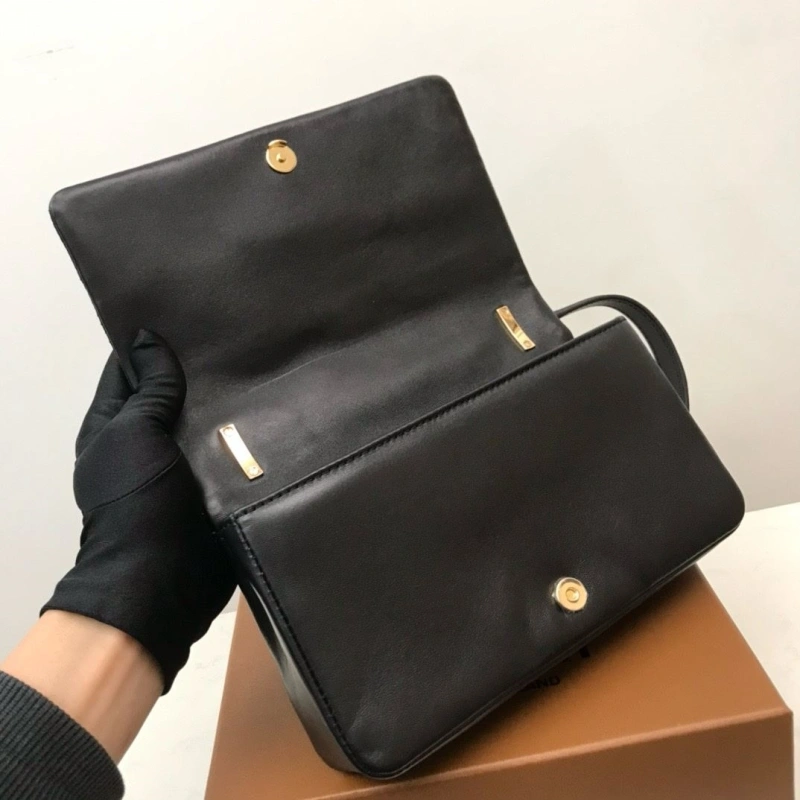 Elegant Bxrbxrry Waist & Chest Packs 75725
