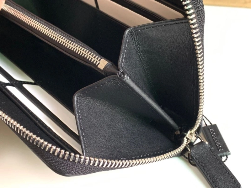 Reliable Bxrbxrry Wallets 75650