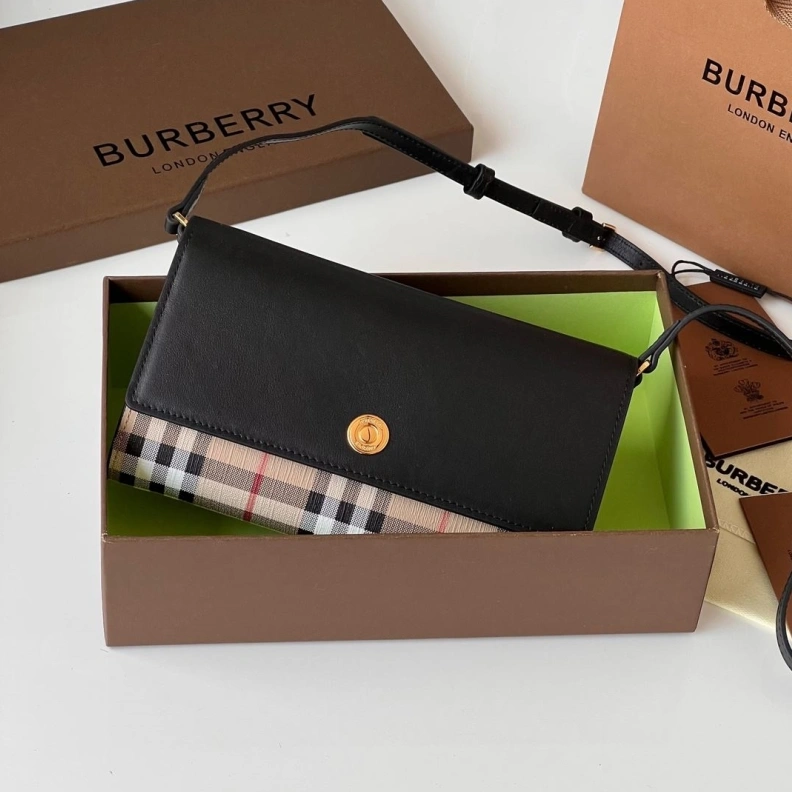 Classic Bxrbxrry Wallets & Purse 75251