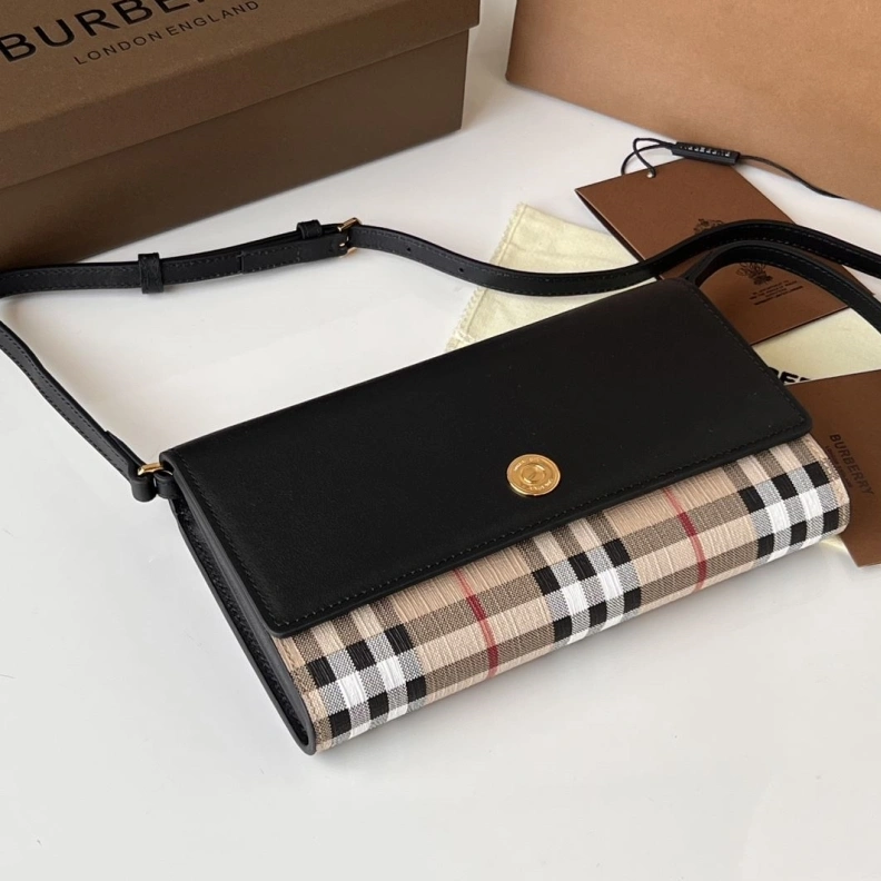 Classic Bxrbxrry Wallets & Purse 75251