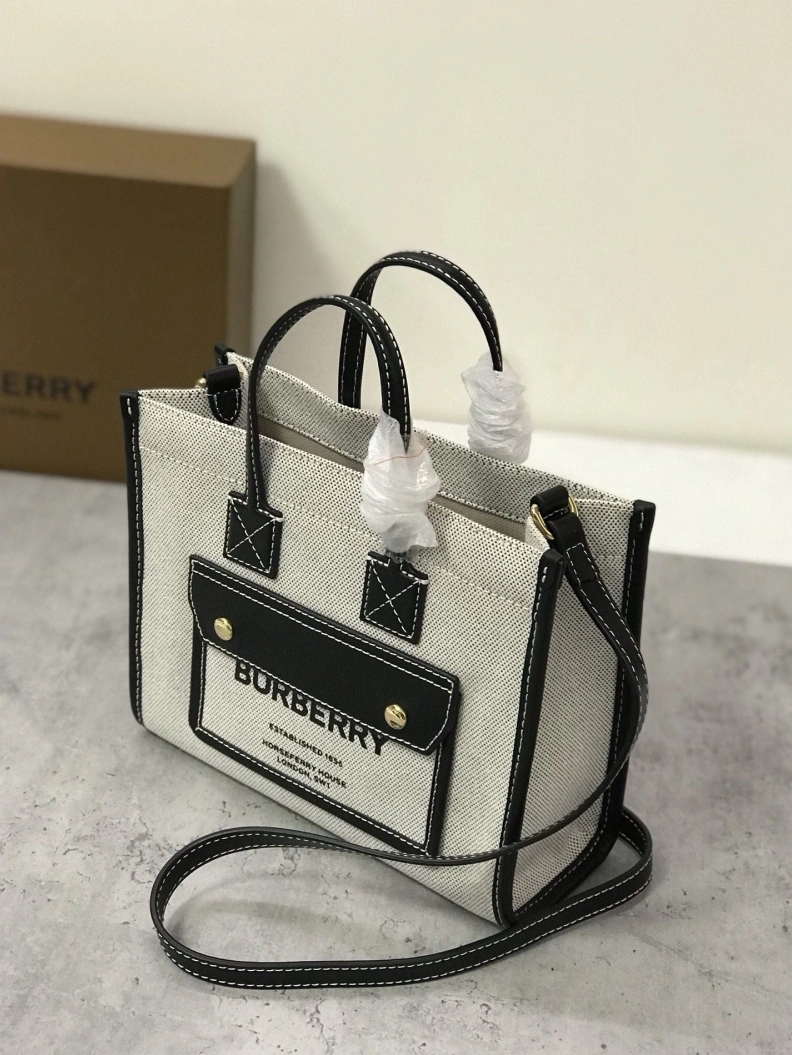 Bright Bxrbxrry Shopping Bags 75383