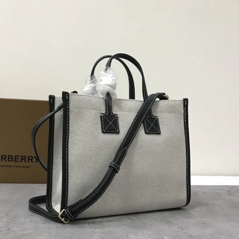 Bright Bxrbxrry Shopping Bags 75383