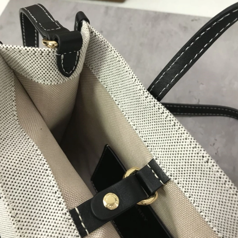 Bright Bxrbxrry Shopping Bags 75383